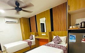 Cozy Hotel